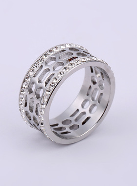 欧美风镂空不锈钢镶钻钛钢戒指