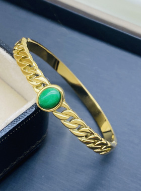 欧美金色钛钢手镯女创意绿宝石