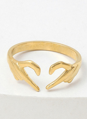 跨境油压比心钛钢情侣对戒