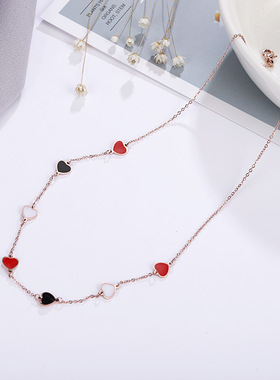 新款创意三色七个爱心钛钢项链女