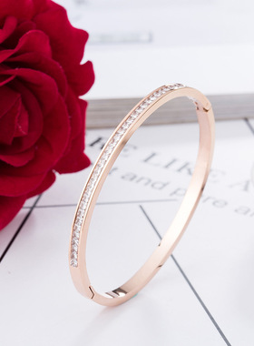 新款饰品简约半圈白锆石手镯女