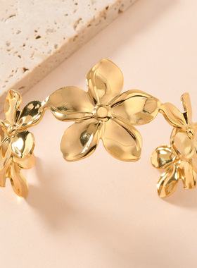 欧美不锈钢油压花朵手镯