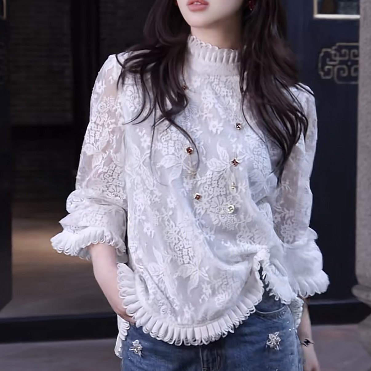 七七设计上新法式浪漫定制立领镂空蕾丝喇叭袖花边小衫2663,淘宝优惠券,粉丝福利购,淘宝优惠卷
