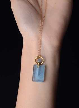 吊坠冰种水晶天然海蓝宝