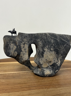 8字洞 天然太湖石毛石摆件 原石原底 能自立 书桌茶桌博古架摆件