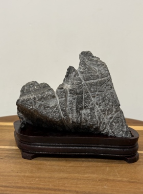 天然英石山峰摆件原石原底意境山峰书桌茶桌办公桌石头摆件带底座