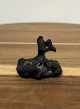 小鲸鱼天然太湖石桌面小摆件原石原底动物象形石潜艇书桌茶桌摆件