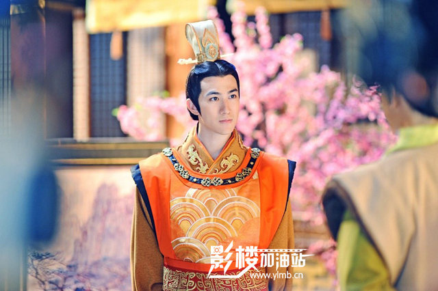 Wu Meiniang's legendary prince's ancient costume is the same as Li Zhiting's
