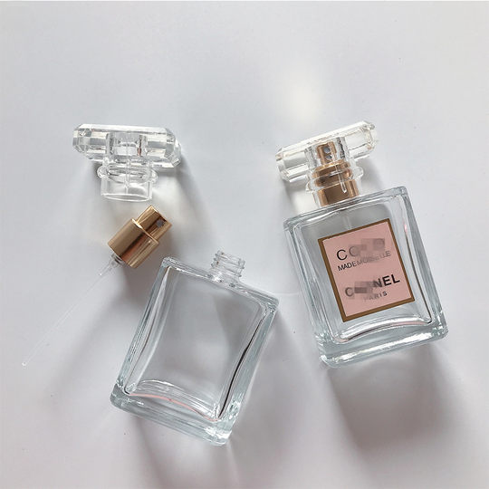 Glass press spray perfume bottle