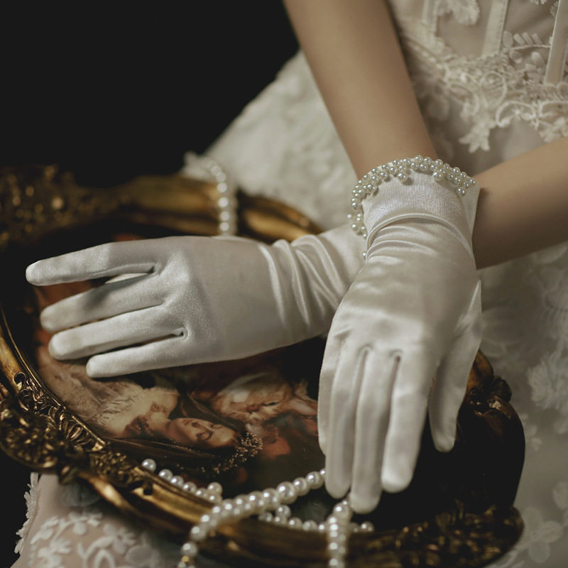 法式复古白色婚纱手套新娘结婚珍珠装饰分指优雅赫本风晚装缎面,淘宝优惠券,粉丝福利购,淘宝优惠卷