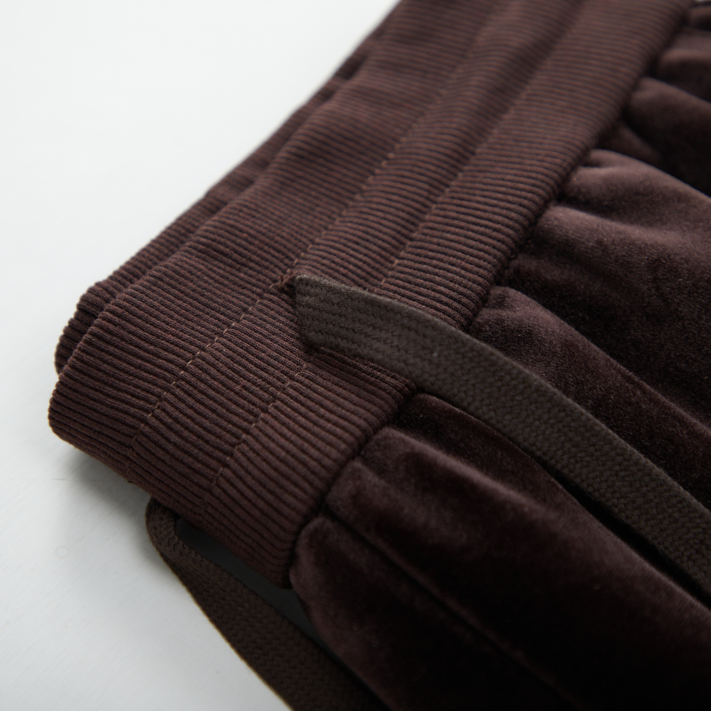 黑色丝绒短裤女2025年秋冬新款抽绳松紧高腰外穿打底a字阔腿靴裤 - 图1