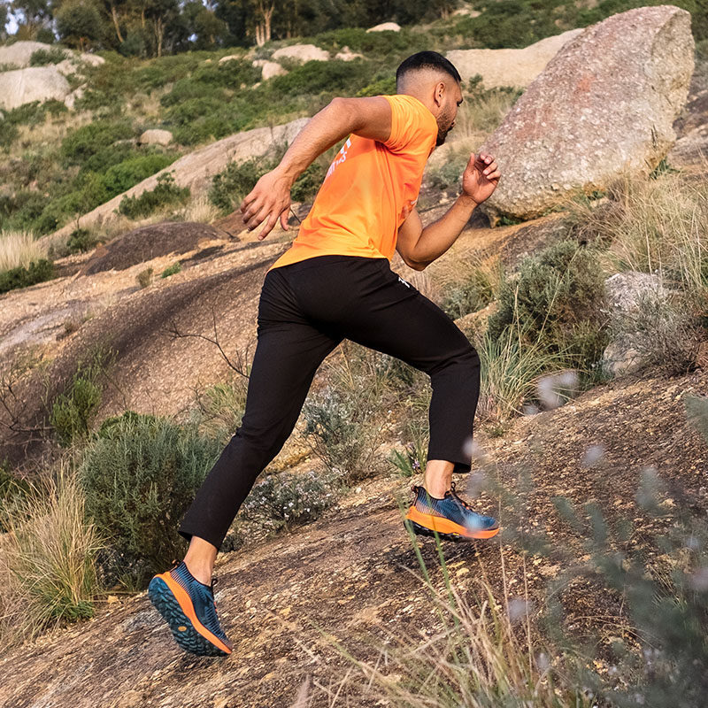 361国际线FUTURA跑步鞋男2025年新款耐磨缓震跑鞋专业防滑户外鞋