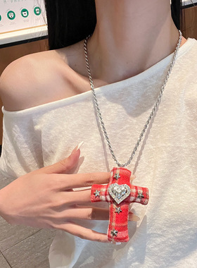 欧美高级感格子拼布十字架项链女甜酷风个性设计长款锁骨链颈链潮
