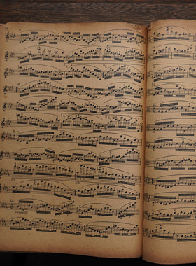 怀旧古董老琴谱钢琴谱h