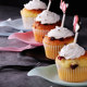 Disposable drop-shaped paper set cake cutlery and fork tray