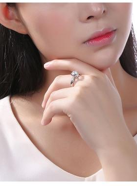 铂金女戒镶Vpt950型微款四爪莫桑石新款结婚牛头定制戒指白金订婚