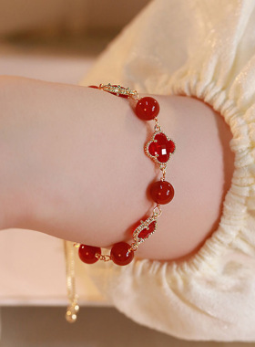 红玛瑙四叶草手链女款