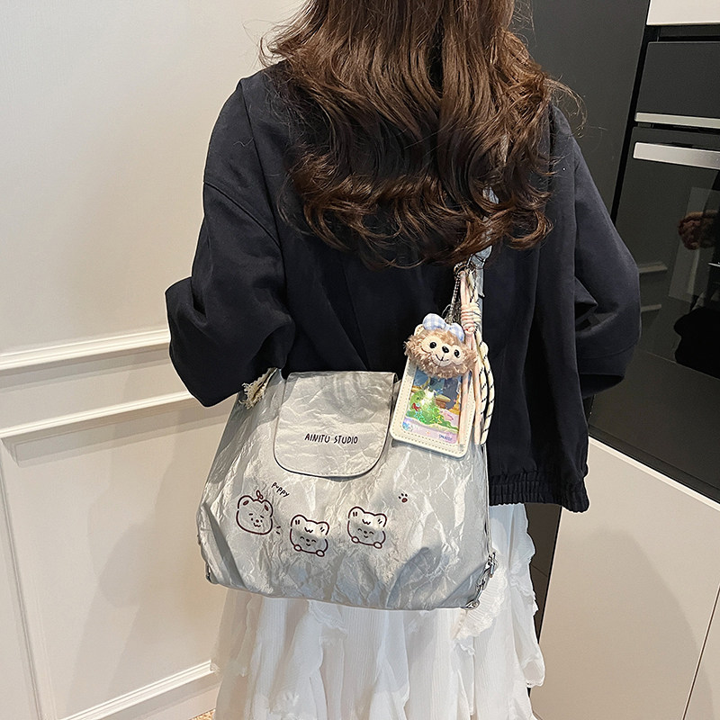 可爱卡通女2025新款时尚ins大容量双肩包百搭休闲洋气单肩托特包