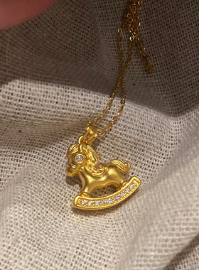 瑞诺黄金小木马吊坠女士新款999足金小众时尚项链生日礼物送女友