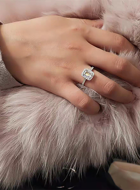 正品莫桑石戒指女新款祖母绿钻戒