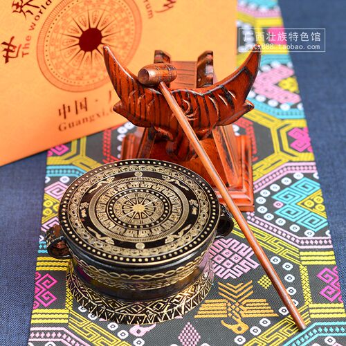广西壮乡铜鼓壮族特色礼品 实木牛头黄铜铸造商务送礼纪念品礼品 - 图3
