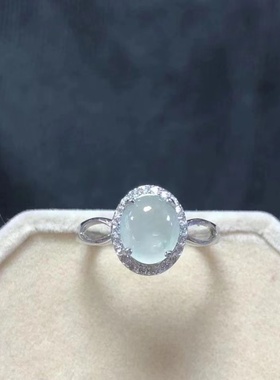 新款银镶嵌玉髓戒指白色蛋面简约