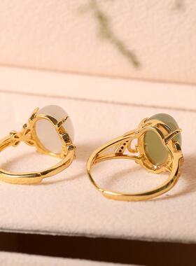 女士款镶玉石戒指蛋面