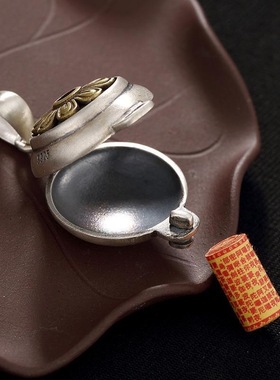 太阳花嘎乌盒双色吊坠女款镀银锁骨项链民族风项坠气质挂坠颈饰品