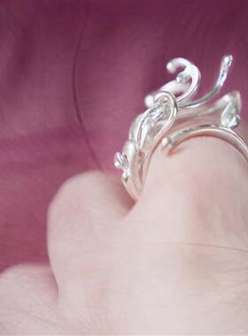 女款孔雀镀银活口戒指