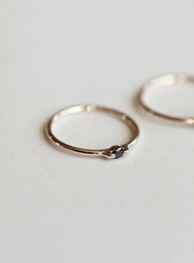 克罗地亚设计黑石极简纤细戒指时