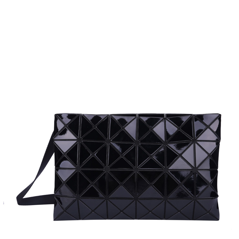 三宅一生女款多色pvc单肩斜跨包 怀轩女士包袋