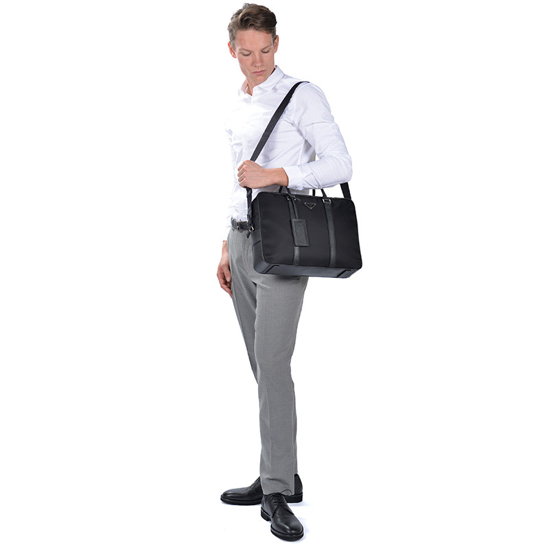 prada /普拉达男士黑色尼龙公文包 KeanGlobal海外男士包袋