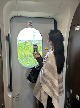 2024新款复古风披风美拉德外搭斗