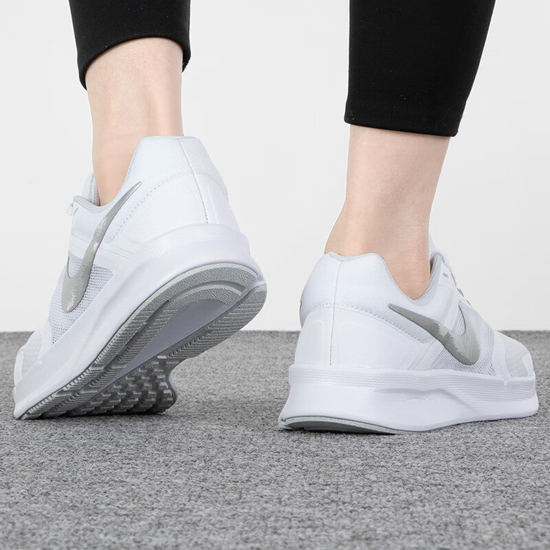 Nike耐克女鞋RUN SWIFT 3网面透气缓震运动训练跑步鞋DR2698-101-图3