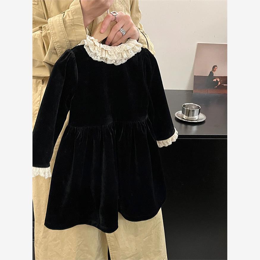 法式新款小黑裙女孩金丝绒赫本女童2024韩版复古秋冬连衣裙风气质 - 图2