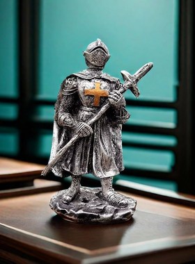 十字军摆件北欧轻奢圣战骑士十字军武士树脂摆件仿金属卫兵工艺品