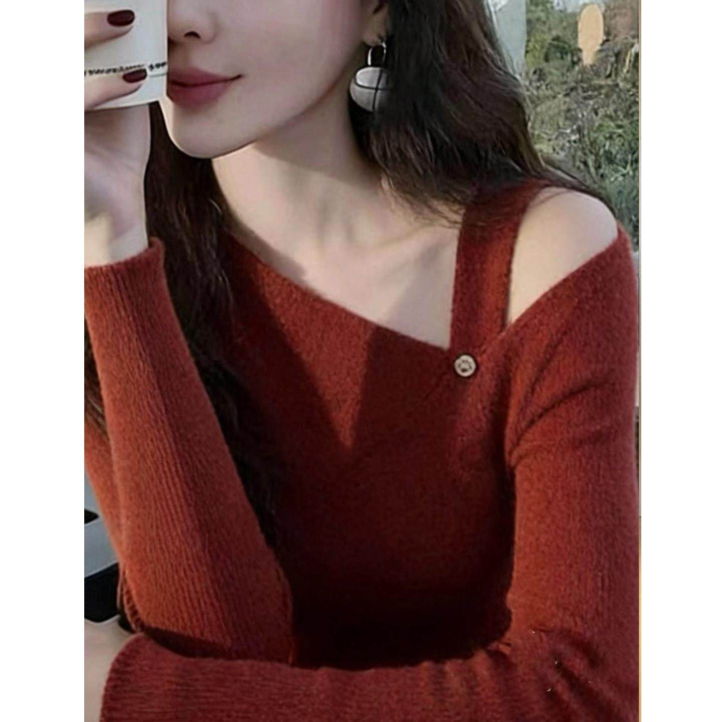 高级感绝美红色斜领露肩长袖毛衣针织衫女秋冬款显瘦减龄百搭上衣,淘宝优惠券,粉丝福利购,淘宝优惠卷