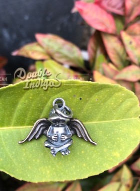 招财进宝日本手工黄铜青蛙吊坠