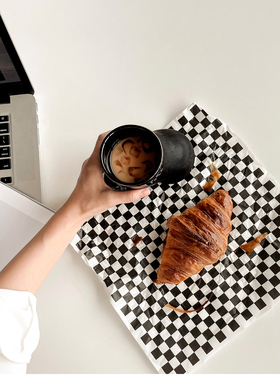 PPdaily原创陶瓷花器摆件