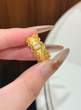 金店同款沙金镶钻蕾丝花边方钻戒指时尚轻奢高级感食指戒小众饰品