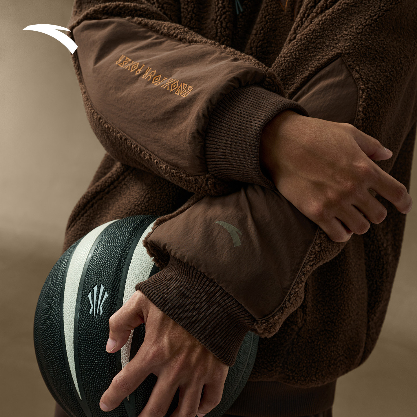 安踏凯里·欧文系列丨摇粒绒外套男女同款加绒保暖上衣172541707,淘宝优惠券,粉丝福利购,淘宝优惠卷