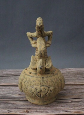 越窑青釉刻花倒流壶仿古风瓷器