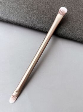 UD3代双头眼影刷 金属柄遮瑕刷 大号化妆刷 眼影盘同款