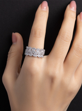 意大利小众高级设计感微镶锆石满钻戒指气质重工轻奢超闪精致戒子