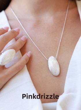 小众设计波澜不惊纹理项链