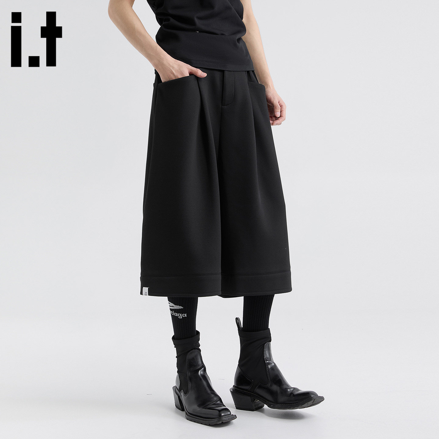 it :5cm/FIVECM美式宽松阔腿七分裤卫裤男女2025夏季潮牌直筒短裤,淘宝优惠券,粉丝福利购,淘宝优惠卷