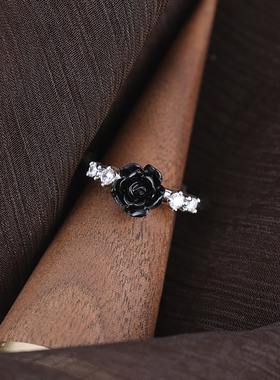 黑色山茶花戒指玫瑰花朵指环