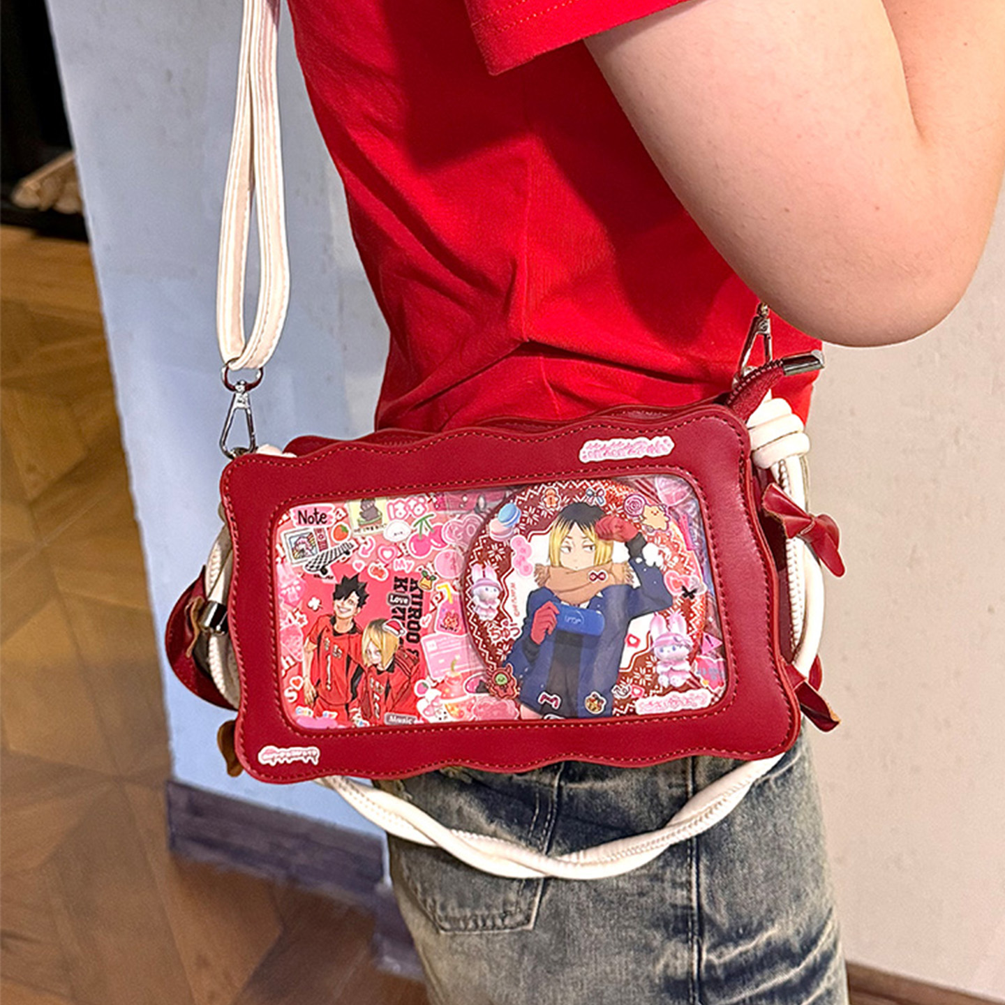 呜咚小铺原创日常百搭甜美透明斜挎吧唧二次元痛包女【桃桃气泡】 - 图2