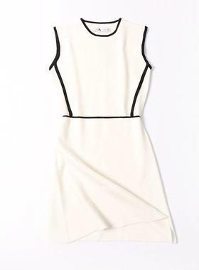 WU 物兮物索茉菲现代样板间奶油风衣帽间服饰品展厅衣橱全屋定制