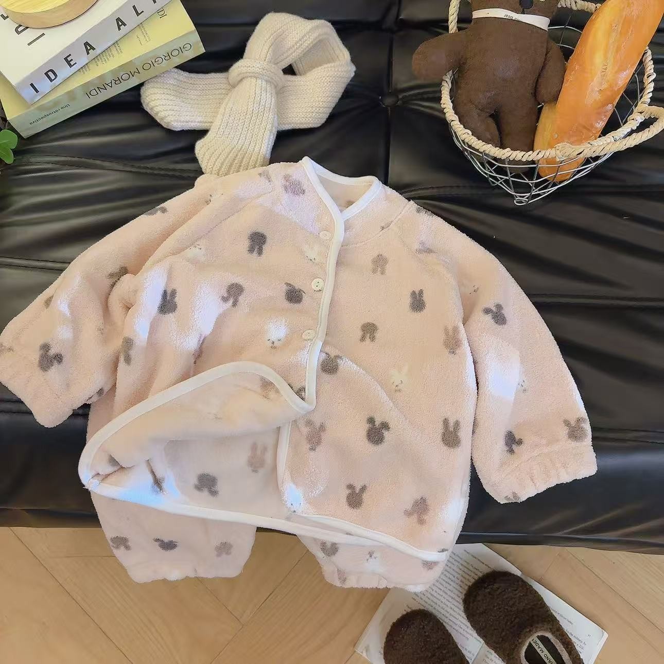 女童睡衣法兰绒儿童保暖家居服秋冬款女孩珊瑚绒宝宝加厚开衫套装 - 图0